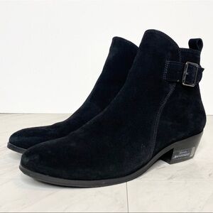 Blondo Saddie Waterproof Black Suede Bootie 8 1/2